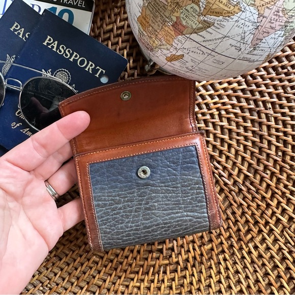 DOONEY & Bourke Vintage Grey and Brown Leather Tri Fold Snap Wallet - Picture 5 of 7